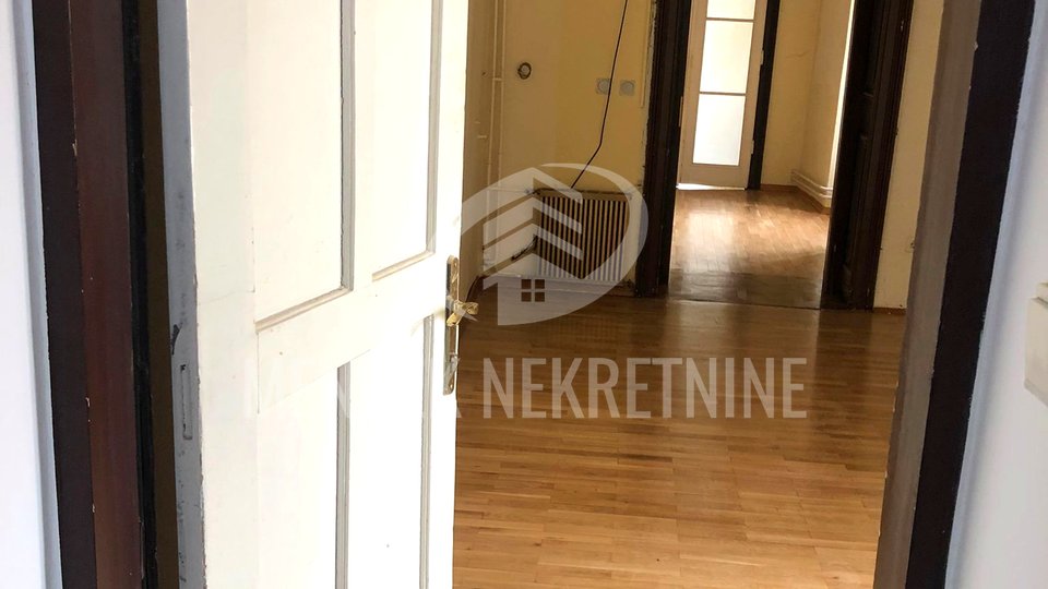 Commercial Property, 125 m2, For Rent, Varaždin - Centar