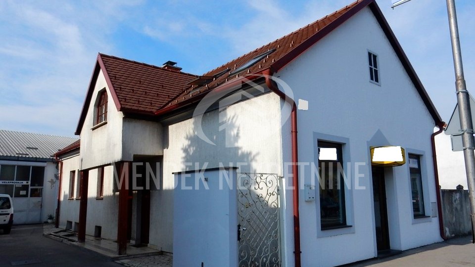 House, 600 m2, For Sale, Varaždin - Centar