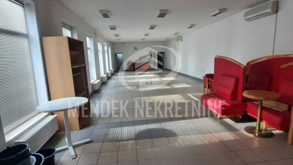 Commercial Property, 390 m2, For Sale, Bartolovec