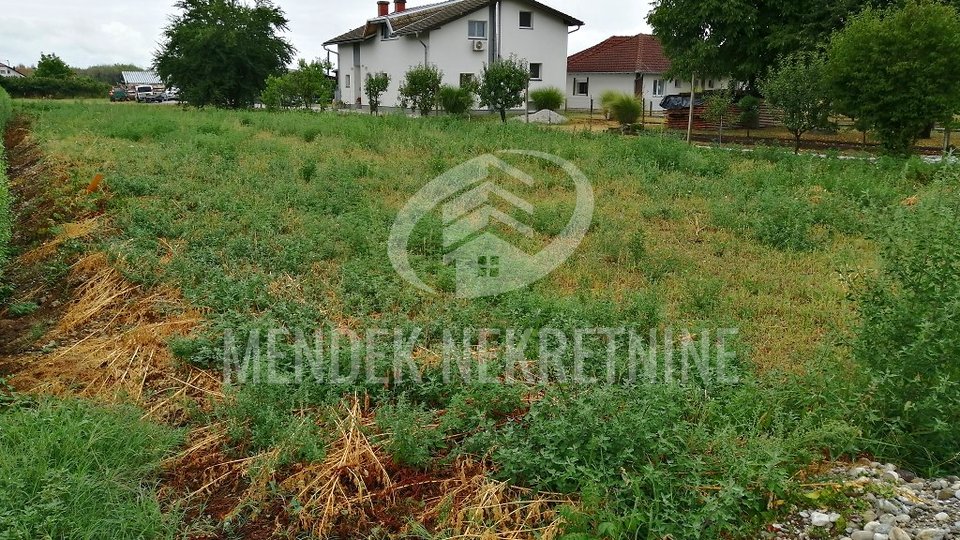 Land, 1880 m2, For Sale, Sračinec