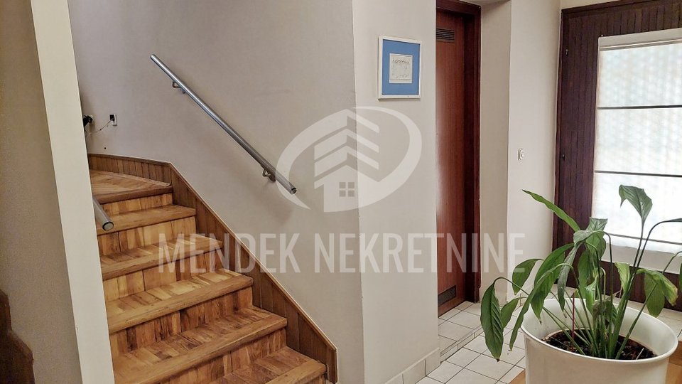 House, 214 m2, For Sale, Varaždin - Hrašćica