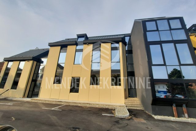 Commercial Property, 500 m2, For Rent, Varaždin - Centar