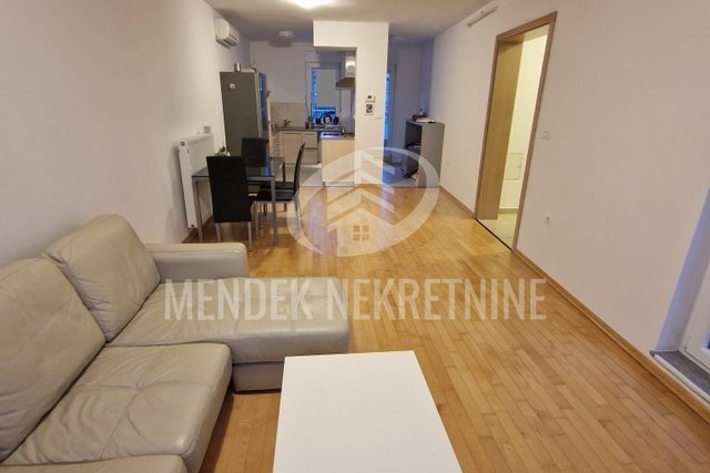 Appartamento, 138 m2, Vendita, Varaždin - Centar