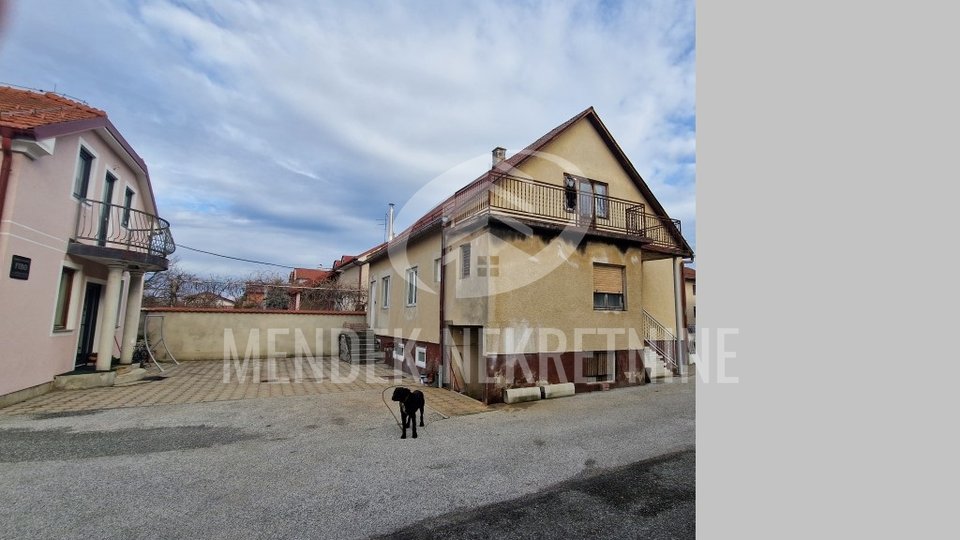 House, 500 m2, For Sale, Varaždin - Brezje