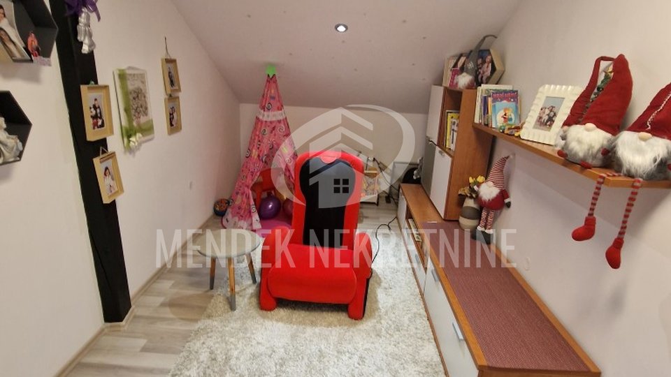 House, 500 m2, For Sale, Varaždin - Brezje