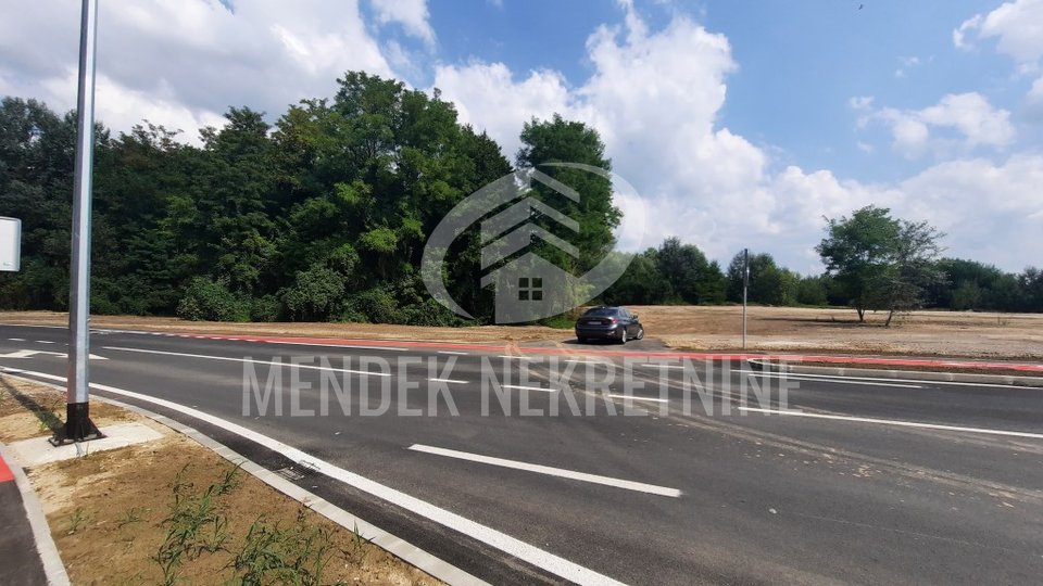 Land, 8800 m2, For Sale, Varaždin - Koprivnička