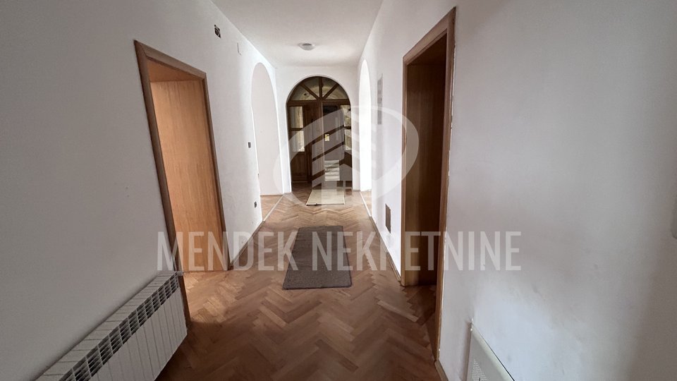 Commercial Property, 160 m2, For Sale, Čakovec - Centar