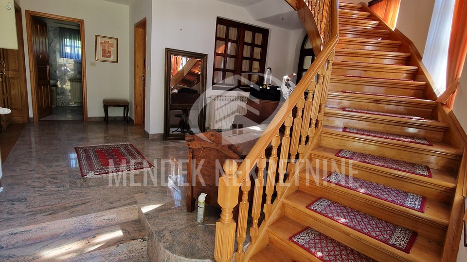 Hiša, 550 m2, Prodaja, Rinkovec