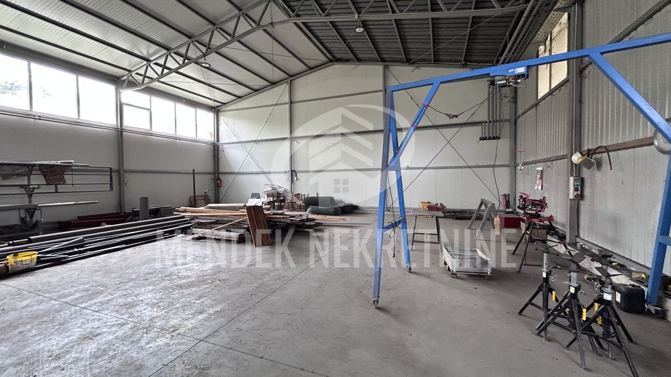 Production hall 1800 m2 with crane, access by truck, Ludbreg, rent/sale
