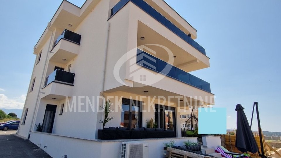 Holiday Apartment, 137 m2, For Sale, Novalja