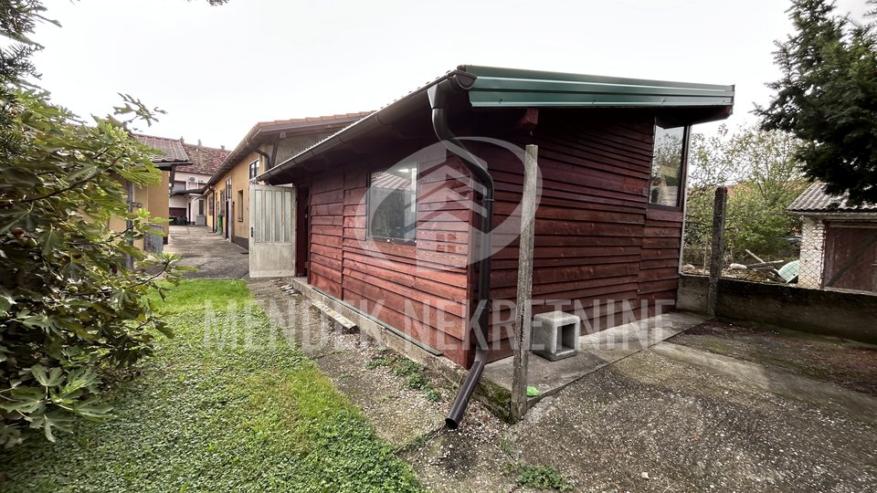 Kuća 170 m2, s radionom u dvorištu, garaža i voćnjak, Varaždin, Prodaja
