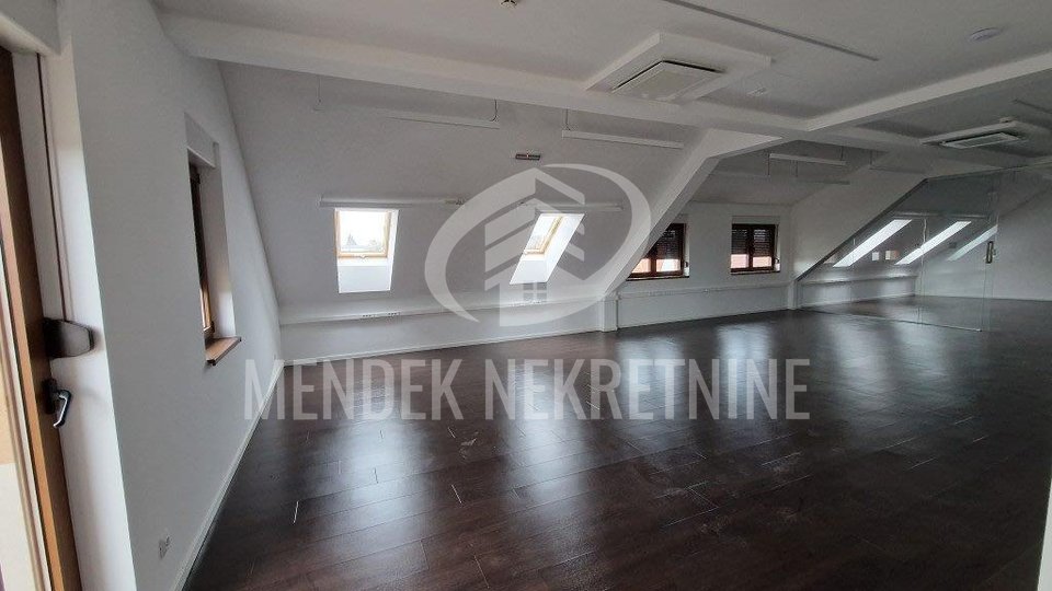 Commercial Property, 322 m2, For Rent, Varaždin - Centar