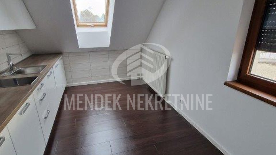 Commercial Property, 107 m2, For Rent, Varaždin - Centar