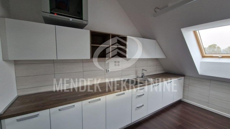 Commercial Property, 107 m2, For Rent, Varaždin - Centar