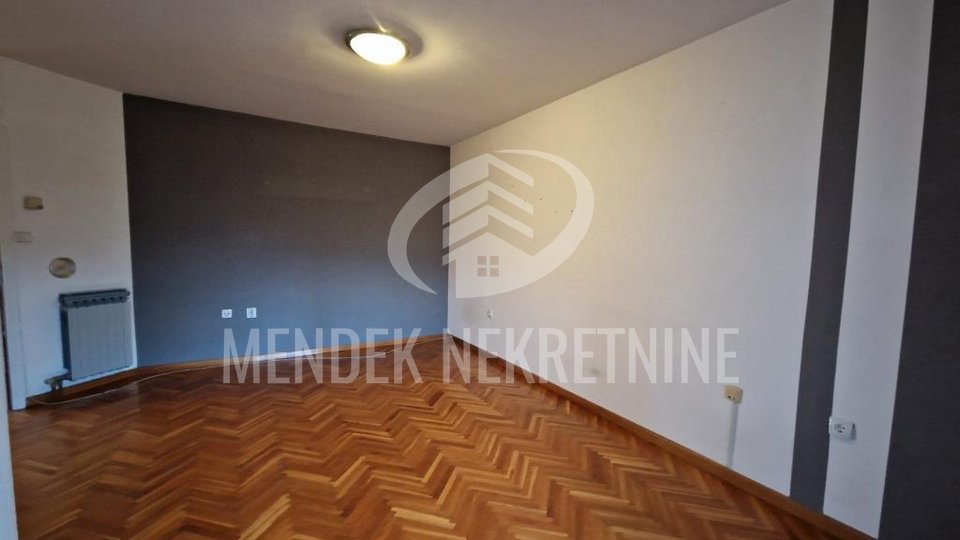 2 soban stan 50 m2, 3. kat, Varaždin, Centar, prodaja