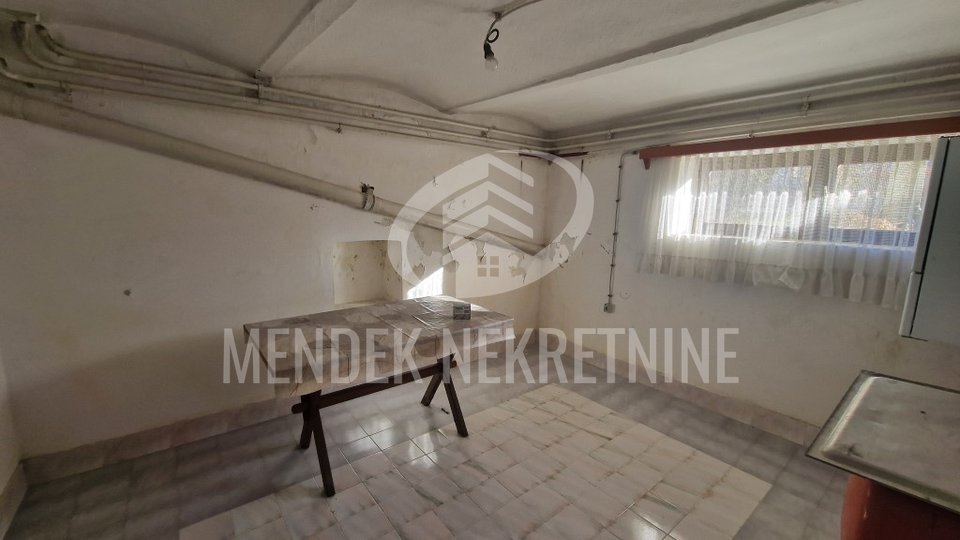 House, 240 m2, For Sale, Ključ
