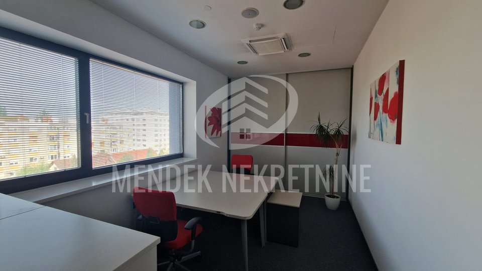 Uffici, 131 m2, Affitto, Varaždin - Centar