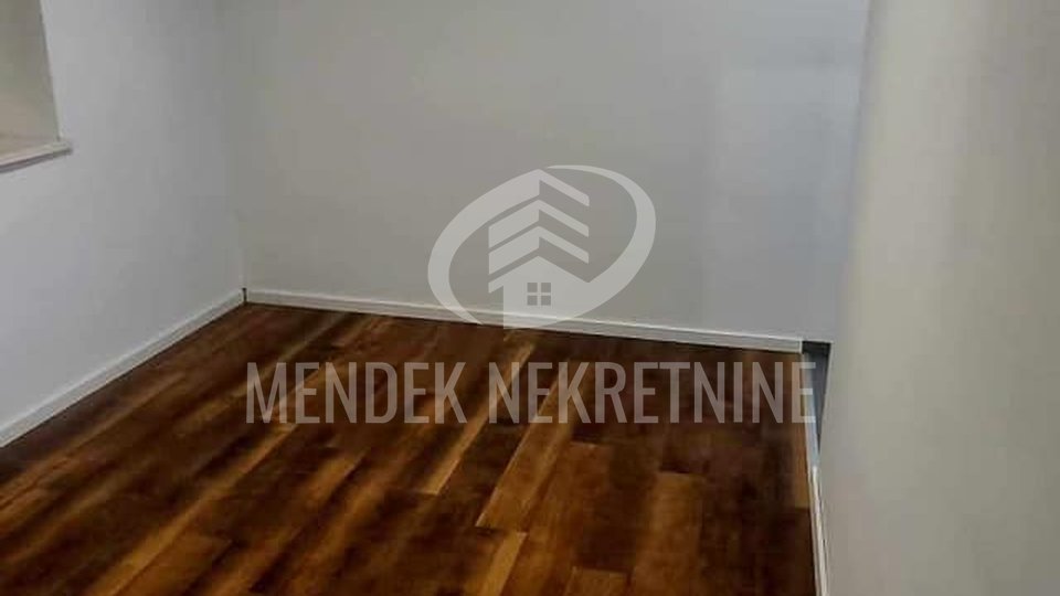 Haus, 550 m2, Verkauf, Bjelovar - Kupinovac