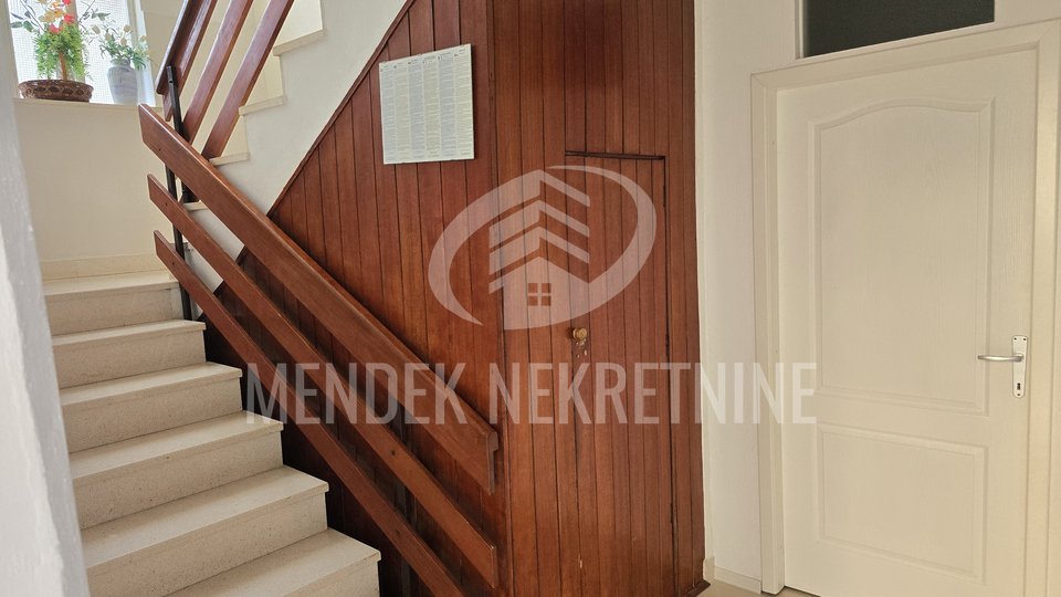 House, 260 m2, For Sale, Slatine