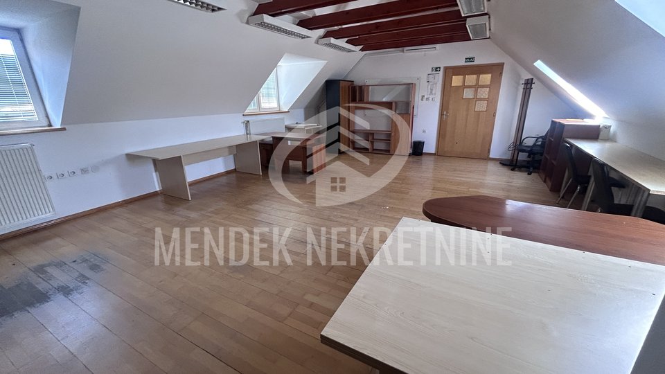 Commercial Property, 59 m2, For Rent, Varaždin - Centar