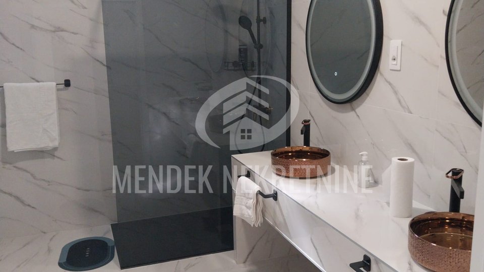 BEZ PROVIZIJE!!! 3S+DB stan u vili 153 m², Opatija, prodaja