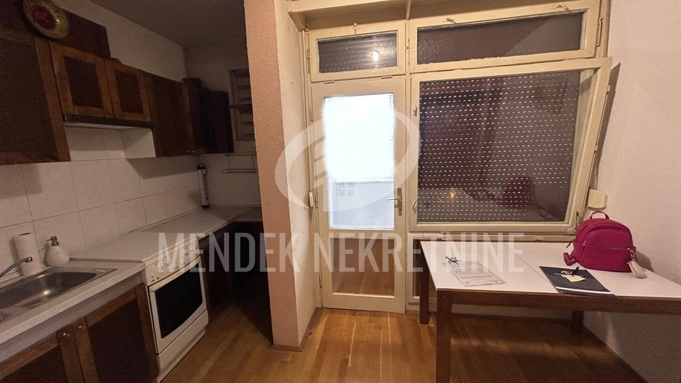 2 soban stan 55 m2, balkon, Varaždin, Centar, Prodaja