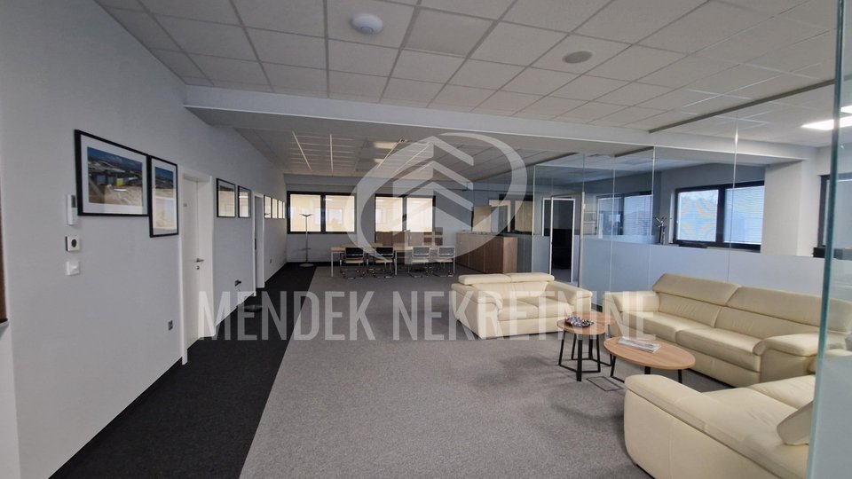 Commercial Property, 237 m2, For Rent, Varaždin - Koprivnička