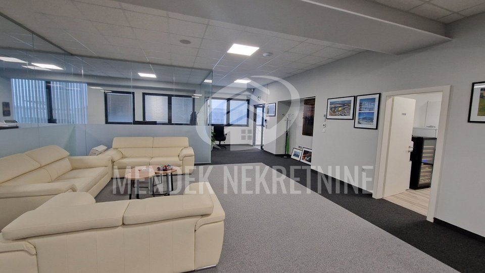 Commercial Property, 237 m2, For Rent, Varaždin - Koprivnička