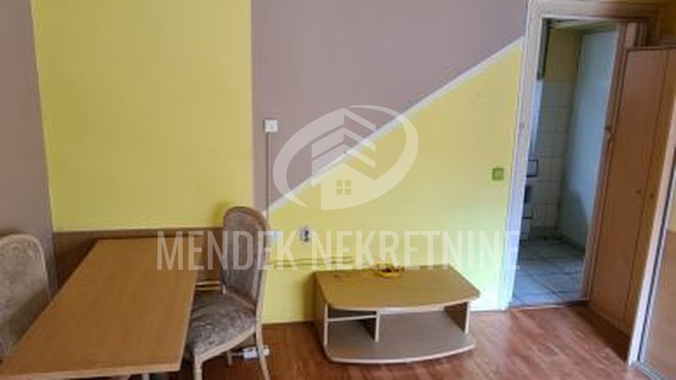 Apartment, 24 m2, For Sale, Varaždin - Centar