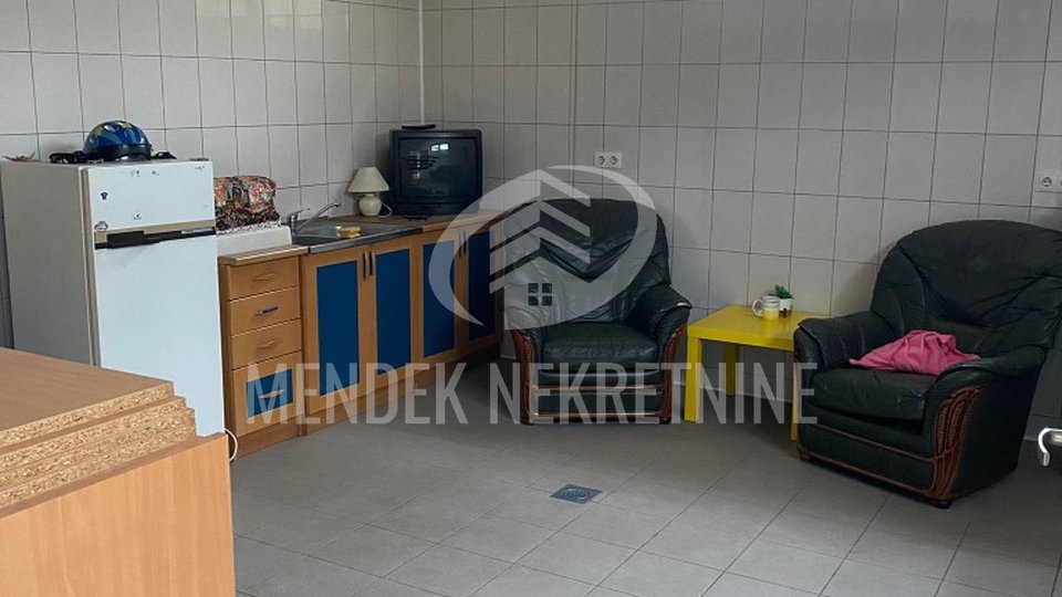 House, 250 m2, For Rent, Varaždin - Centar