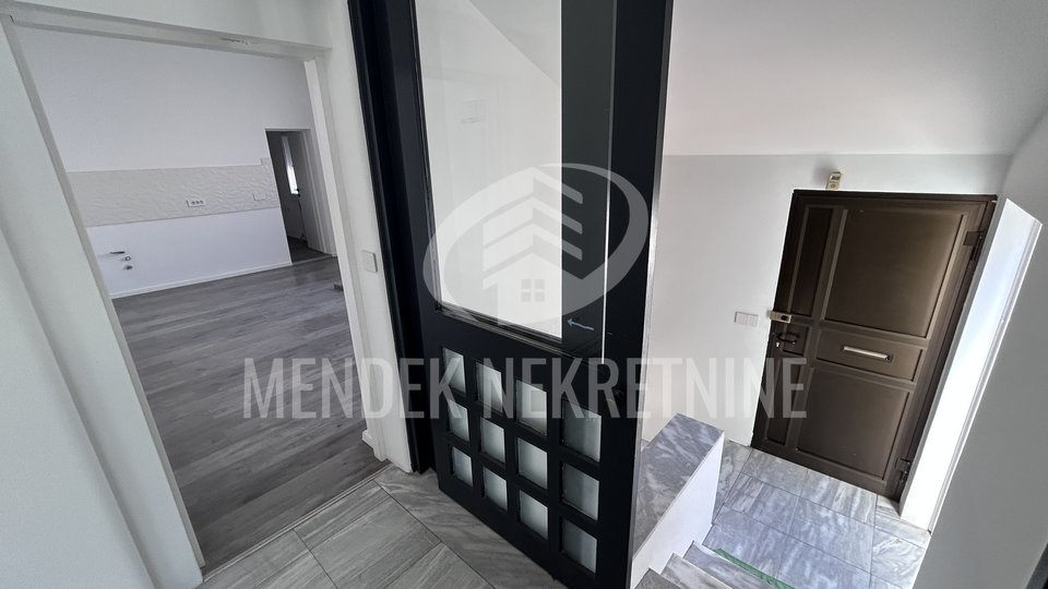 Uffici, 60 m2, Affitto, Varaždin - Centar