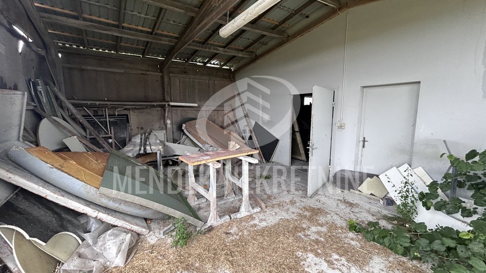 Commercial Property, 2231 m2, For Rent, Trnovec