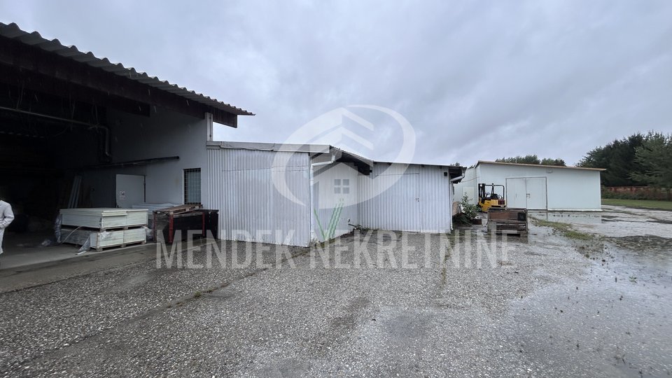 Commercial Property, 2231 m2, For Rent, Trnovec