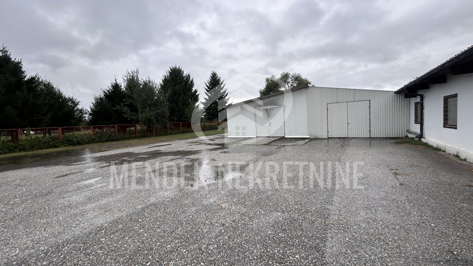 Commercial Property, 2231 m2, For Rent, Trnovec