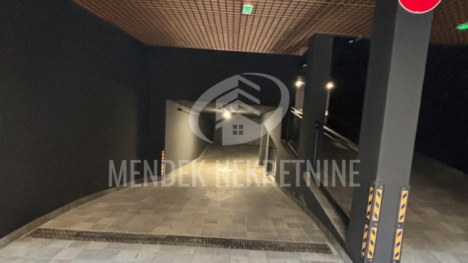 Apartment, 143 m2, For Sale, Zagreb - Ribnjak