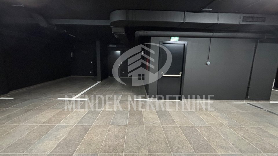 Commercial Property, 135 m2, For Sale, Zagreb - Donji Grad