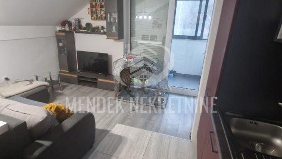 STAN 100 m2, 2 parkirna mjesta, Varaždin, prodaja