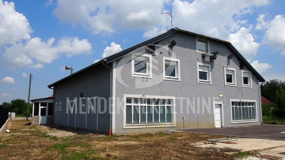 Commercial Property, 1000 m2, For Sale + For Rent, Trnovec