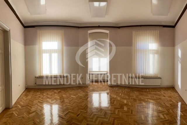 Commercial Property, 30 m2, For Rent, Varaždin - Centar
