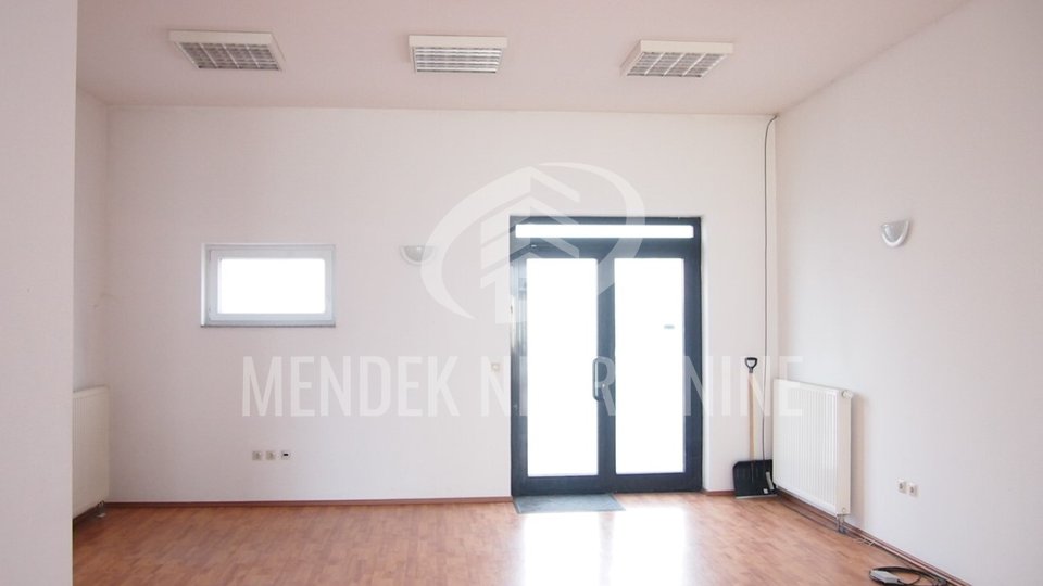 Geschäftsraum, 72 m2, Vermietung, Varaždin - Centar